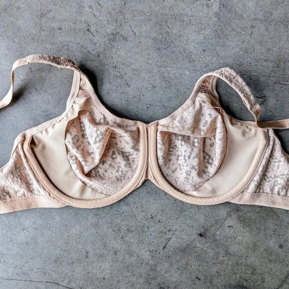 Wacoal Halo Lace Full Figure Underwire Bra size 34DDD - Picture 6 of 8